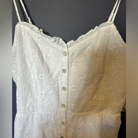 NEW🩷Macy’s  Juniors White Eyelet Summer Dress Size 7/8 - Picture 2 of 8